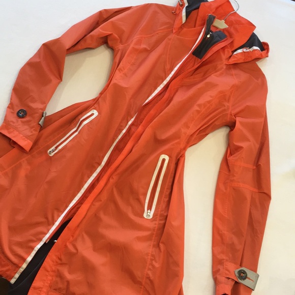 lululemon athletica Jackets & Blazers - Lululemon Athletica Ride On rain jacket/coat